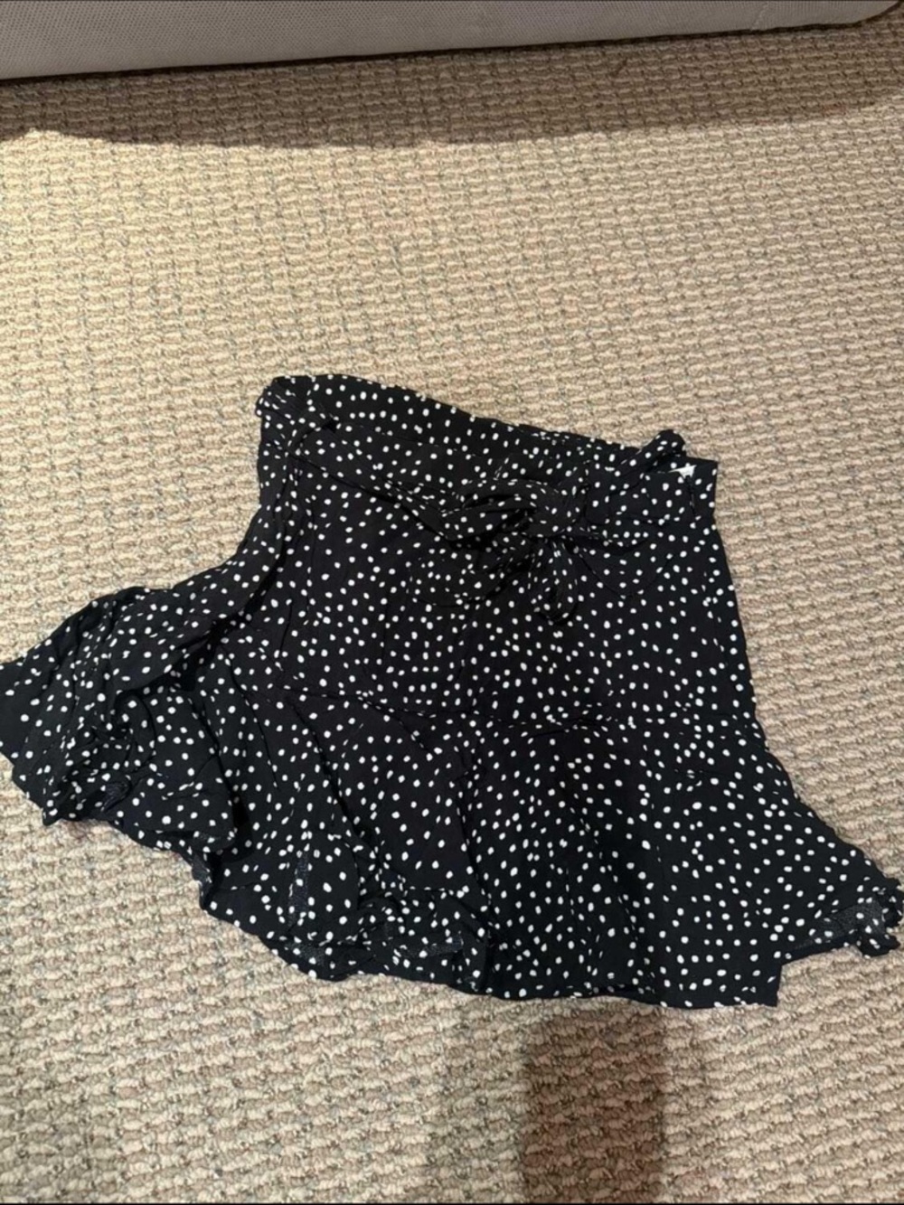 Zara Women’s Black Polka Dot Ruffle Mini Skort